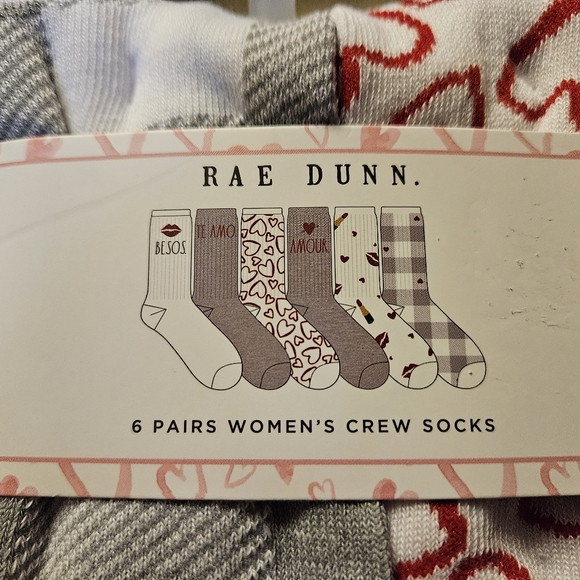 Rae Dunn Women's Love socks NWT - Picture 6 of 6